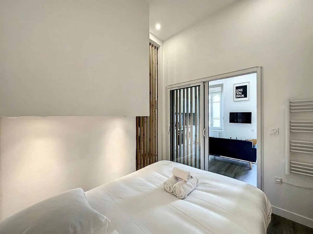 Appartement Confortable Lyon Part Dieu Felix 1 フランス